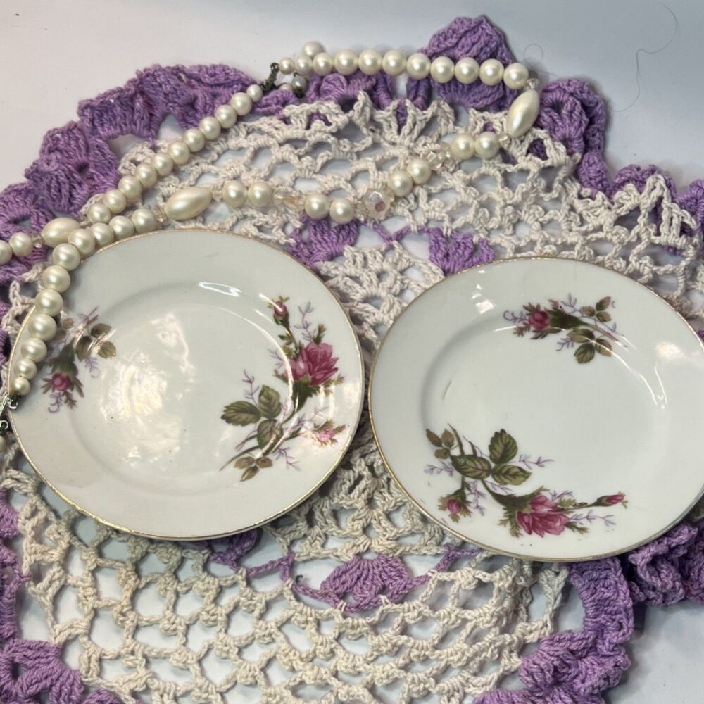 1940's Japanese Porcelain Saucer Plates Floral Design Gold Trim Marked Japan Set